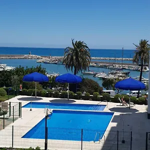 puerto-estepona.es-andalucia.com/