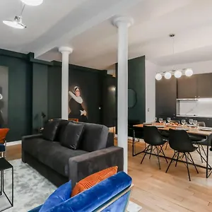 stylish-family-apt-in-palais-royal-by-guestready.fr-paris.fr/